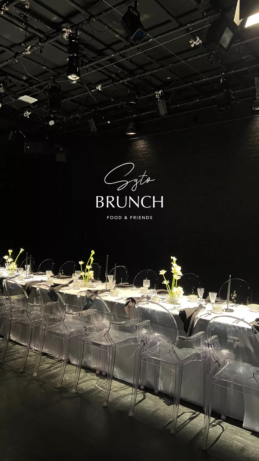 Monochromatyczny #sytobrunch na scenie Teatru Kana